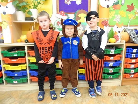 Grafika #9: Międzynarodowy Dzień Postaci Bajkowych cz.I