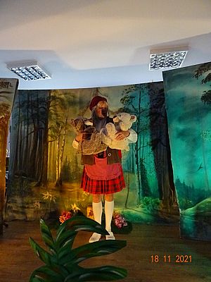 Grafika #6: Teatrzyk Powrót w Krainę Baśni