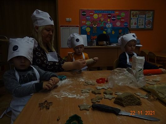 Grafika #0: Pieczemy świąteczne pierniczki cz.I