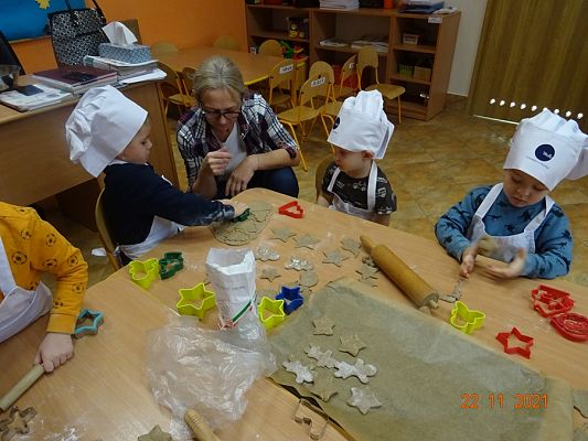 Grafika #13: Pieczemy świąteczne pierniczki cz.I