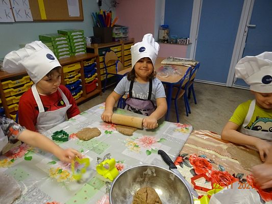 Grafika #2: Pieczemy świąteczne pierniczki cz. II