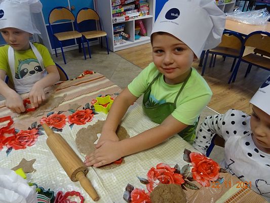 Grafika #5: Pieczemy świąteczne pierniczki cz. II