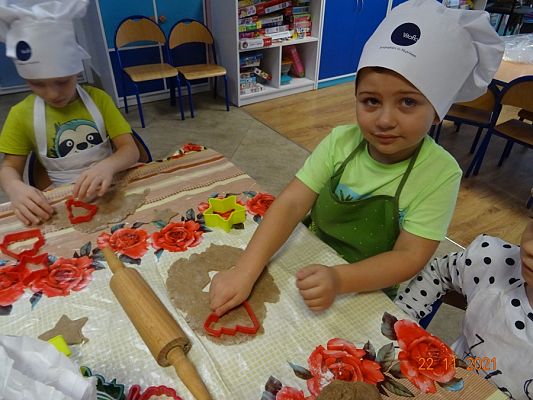 Grafika #6: Pieczemy świąteczne pierniczki cz. II