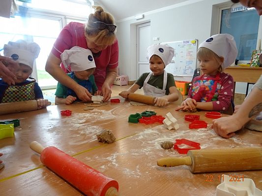 Grafika #14: Pieczemy świąteczne pierniczki cz. III