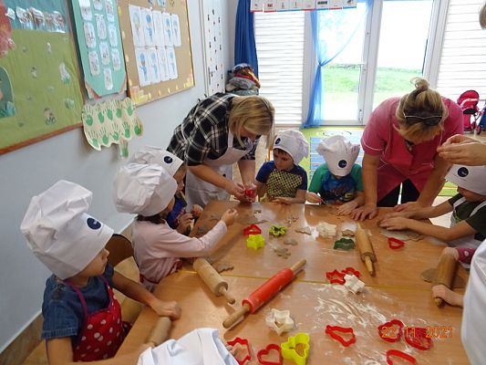 Grafika #18: Pieczemy świąteczne pierniczki cz. III