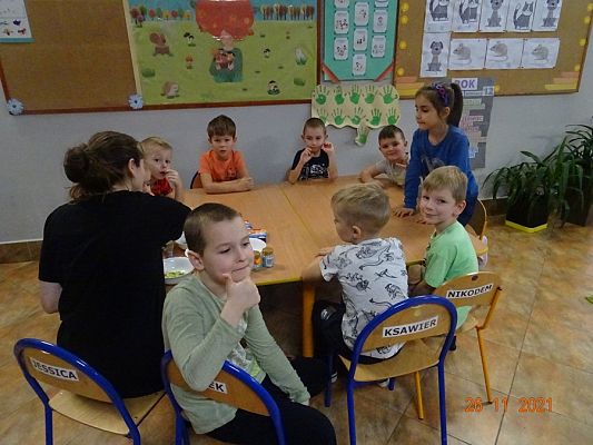 Grafika #1: Dekorujemy świąteczne pierniki cz. II