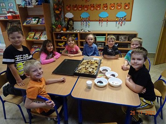 Grafika #7: Dekorujemy świąteczne pierniki cz. II