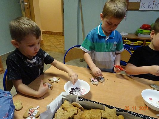 Grafika #12: Dekorujemy świąteczne pierniki cz. II