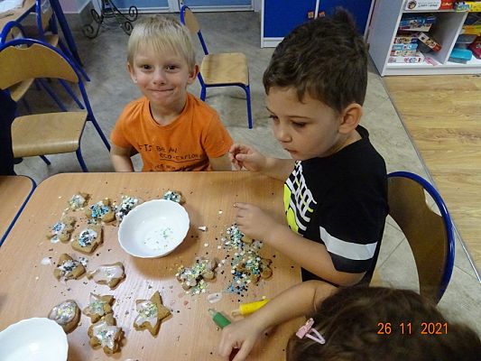 Grafika #11: Dekorujemy świąteczne pierniki cz. III