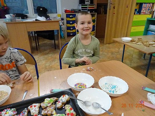 Grafika #4: Dekorujemy świąteczne pierniki cz. IV