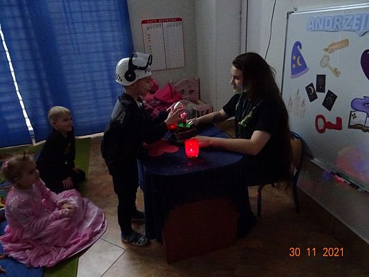 Grafika #15: Andrzejki cz. III