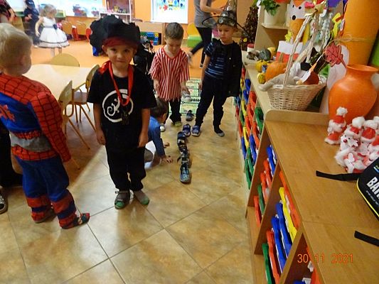 Grafika #1: Andrzejki cz. IV