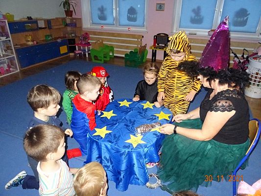 Grafika #21: Andrzejki cz. IV