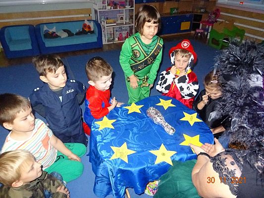 Grafika #24: Andrzejki cz. IV