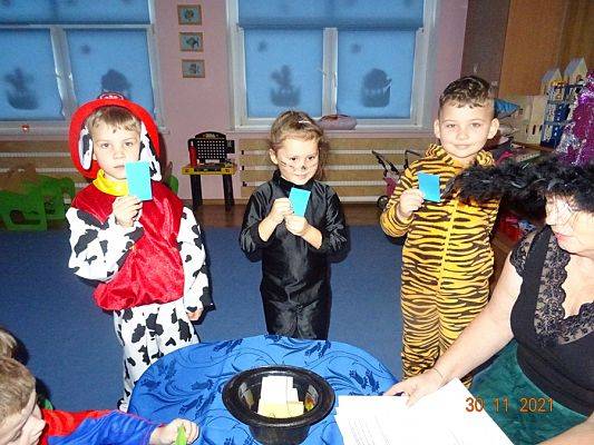 Grafika #9: Andrzejki cz. V