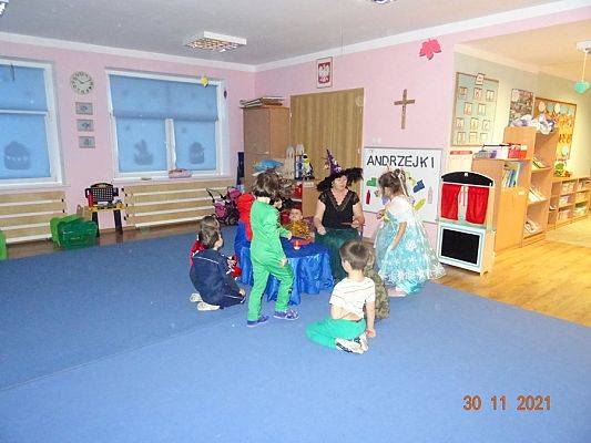 Grafika #12: Andrzejki cz. V