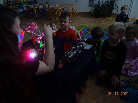 Grafika #25: Andrzejki cz. V