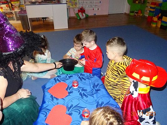 Grafika #13: Andrzejki cz. VI