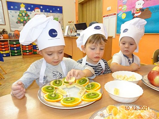 Grafika #6: Kicia Kocia i witaminowe przyjęcie  grupa Motylki -cz. I