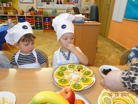 Grafika #8: Kicia Kocia i witaminowe przyjęcie  grupa Motylki -cz. I