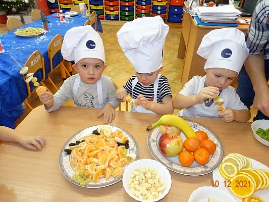 Grafika #13: Kicia Kocia i witaminowe przyjęcie  grupa Motylki -cz. I