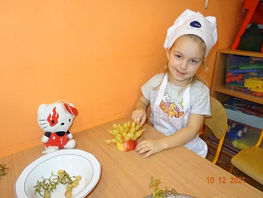 Grafika #3: Kicia Kocia i witaminowe przyjęcie  grupa Motylki -cz. I I