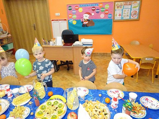 Grafika #6: Kicia Kocia i witaminowe przyjęcie  grupa Motylki -cz. I I