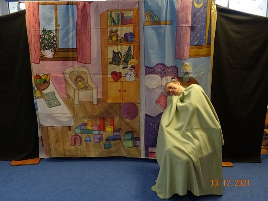 Grafika #7: Teatrzyk Dziadek do orzechów