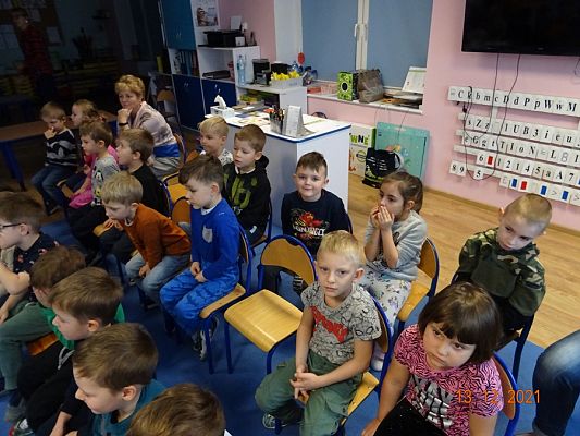 Grafika #13: Teatrzyk Dziadek do orzechów