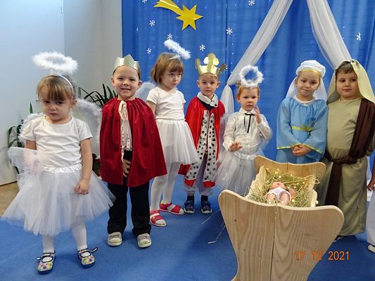 Grafika #1: Przedstawienie świąteczne cz. I