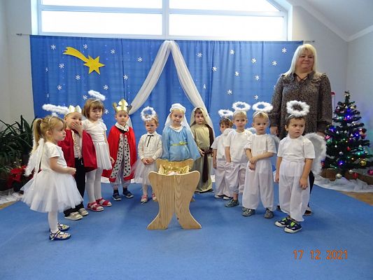 Grafika #4: Przedstawienie świąteczne cz. I