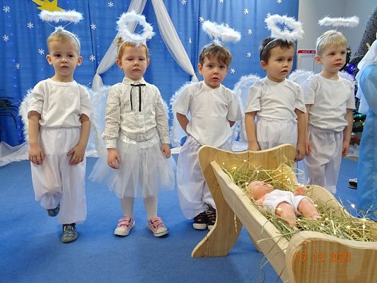 Grafika #8: Przedstawienie świąteczne cz. I