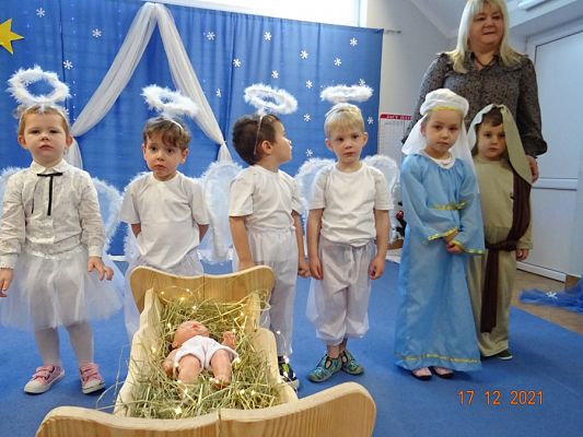 Grafika #9: Przedstawienie świąteczne cz. I