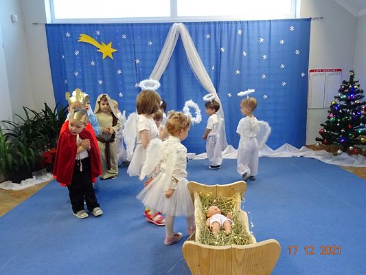 Grafika #11: Przedstawienie świąteczne cz. I