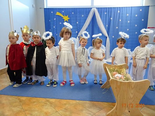 Grafika #14: Przedstawienie świąteczne cz. I