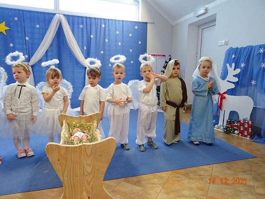 Grafika #15: Przedstawienie świąteczne cz. I