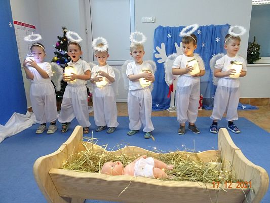 Grafika #3: Przedstawienie świąteczne cz. II