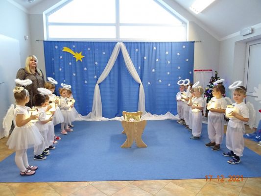 Grafika #4: Przedstawienie świąteczne cz. II