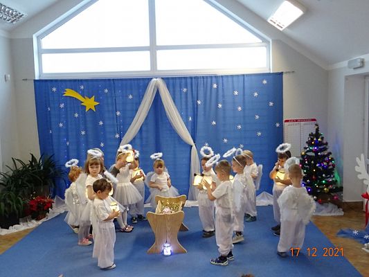 Grafika #12: Przedstawienie świąteczne cz. II