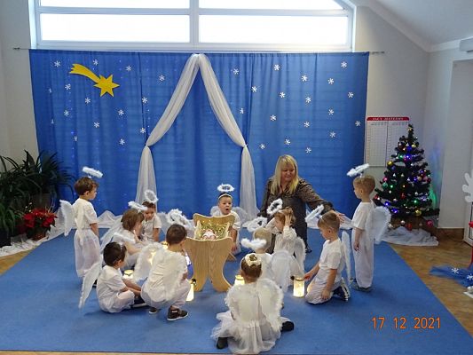 Grafika #13: Przedstawienie świąteczne cz. II