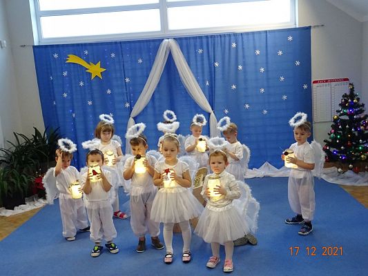 Grafika #14: Przedstawienie świąteczne cz. II