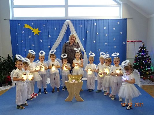 Grafika #15: Przedstawienie świąteczne cz. II