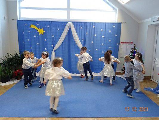 Grafika #15: Przedstawienie świąteczne cz. III