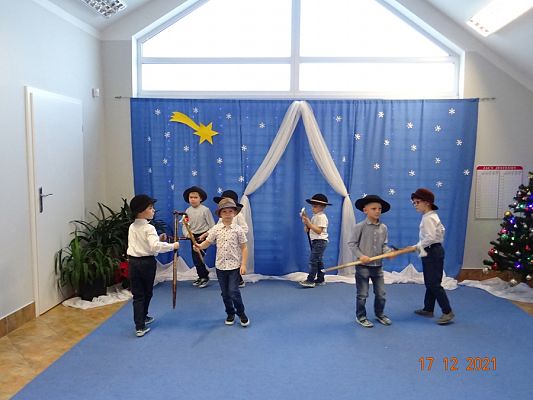 Grafika #2: Przedstawienie świąteczne cz. IV