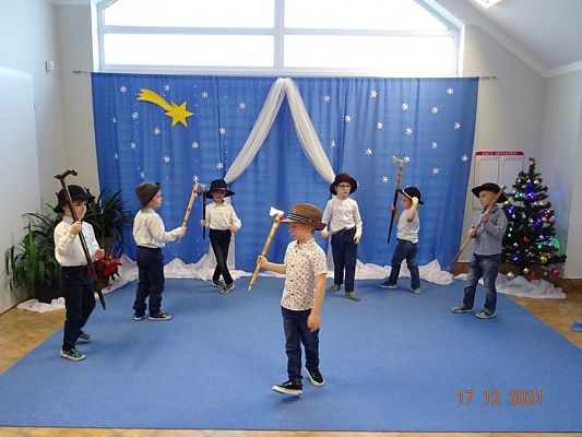 Grafika #4: Przedstawienie świąteczne cz. IV