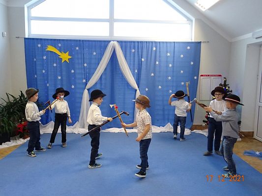 Grafika #8: Przedstawienie świąteczne cz. IV