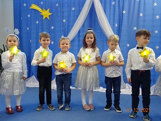 Grafika #12: Przedstawienie świąteczne cz. IV