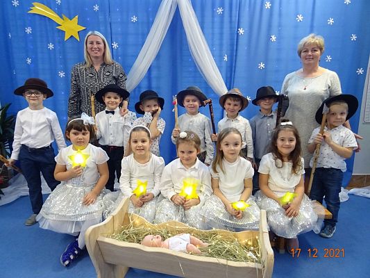 Grafika #22: Przedstawienie świąteczne cz. IV