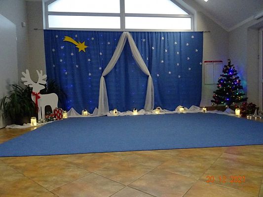 Grafika #1: Przedstawienie świąteczne cz. V