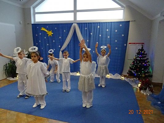 Grafika #16: Przedstawienie świąteczne cz. V